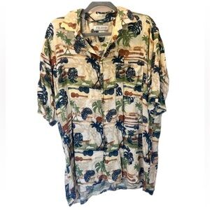 Feldini buttoned down 100% rayon men’s shirt. Size L.